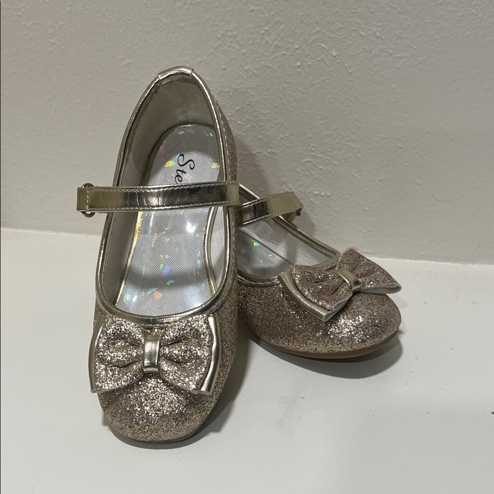Gold Glitter Kids Dress Shoes Size 11